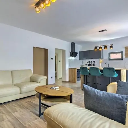 Apartment Mila *
